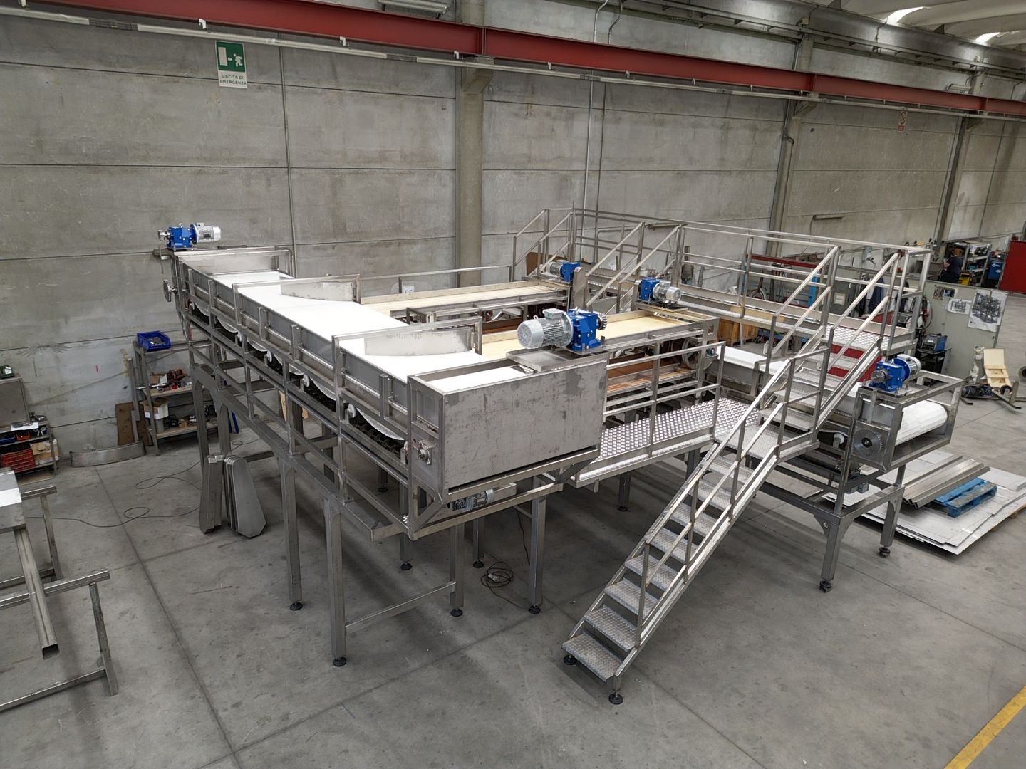 Merry go round con nastri di ispezione