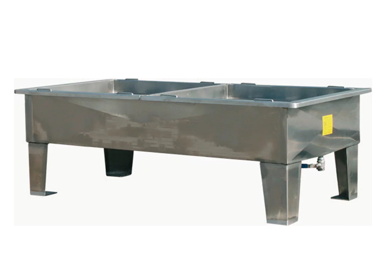 Vasca di ricevimento e raccolta cagliata
