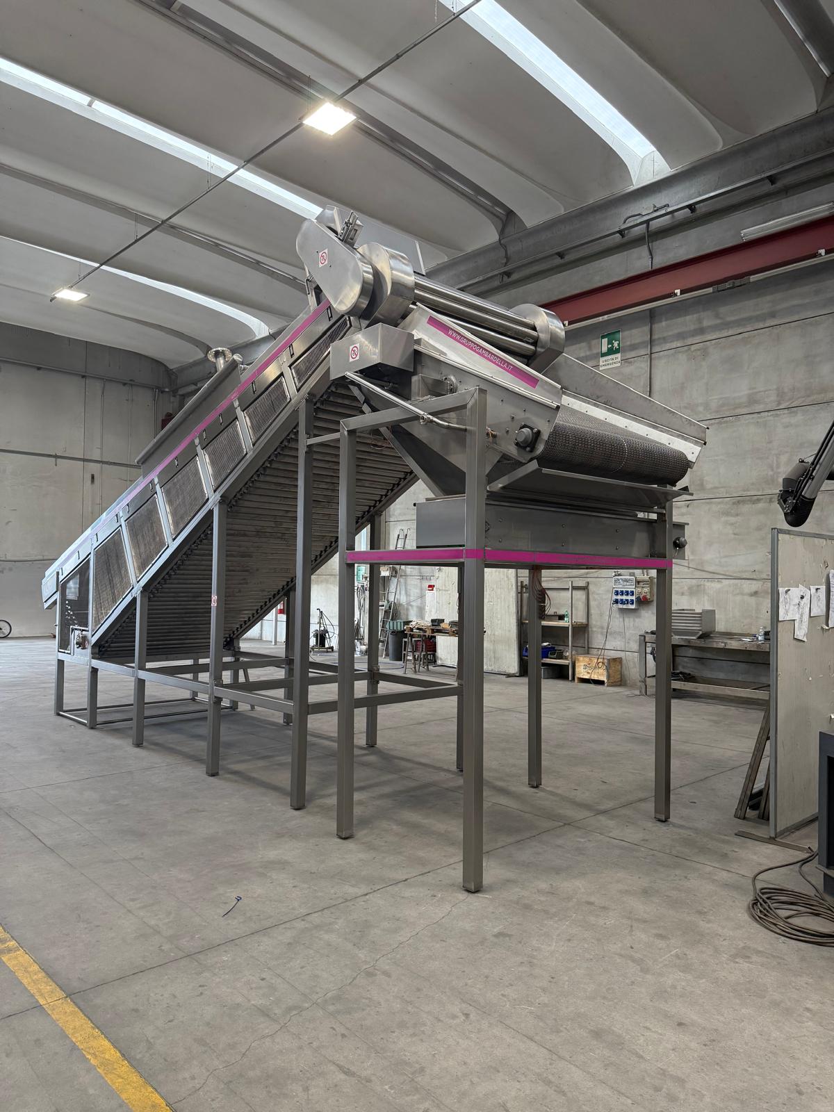 Diserbante a rullo con defogliatore